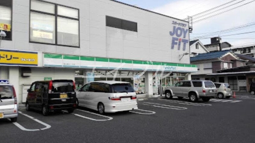 ファミリーマート岡山奥田二丁目店(コンビニ)まで134m ウッドコート医大南