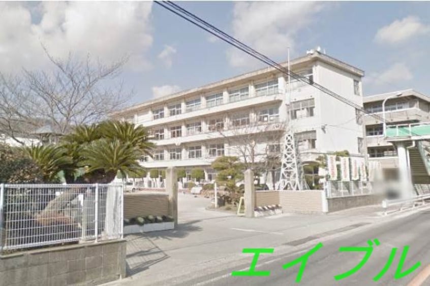 倉敷市立児島小学校(小学校)まで717m ラフォーレ阿部　Ａ棟