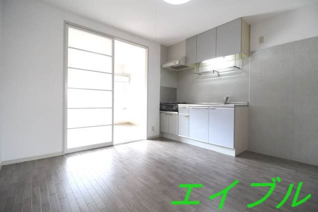 同物件別部屋の写真です ディアコートLOVEⅡC