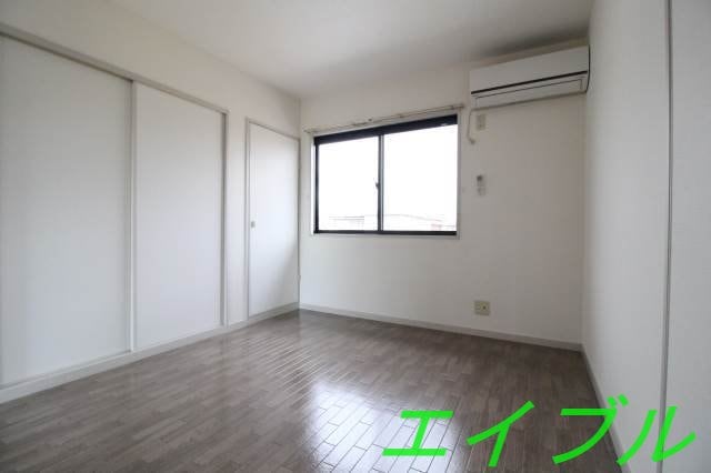 同物件別部屋の写真です ディアコートLOVEⅡC