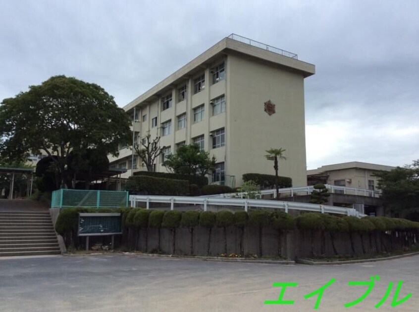 岡山市立旭東中学校(中学校/中等教育学校)まで1490m ヴィラ・ノーバ