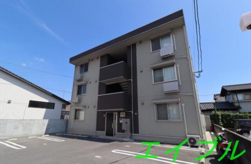  フローレス平田