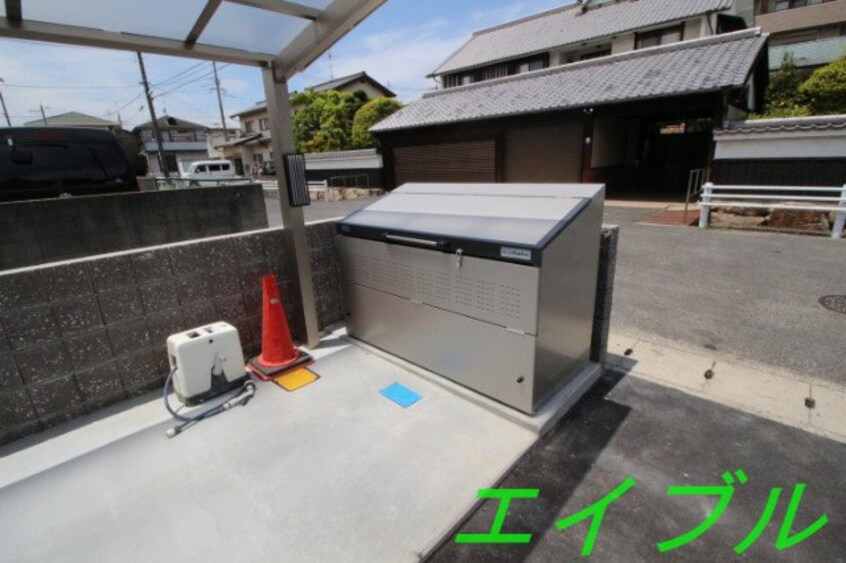  フローレス平田