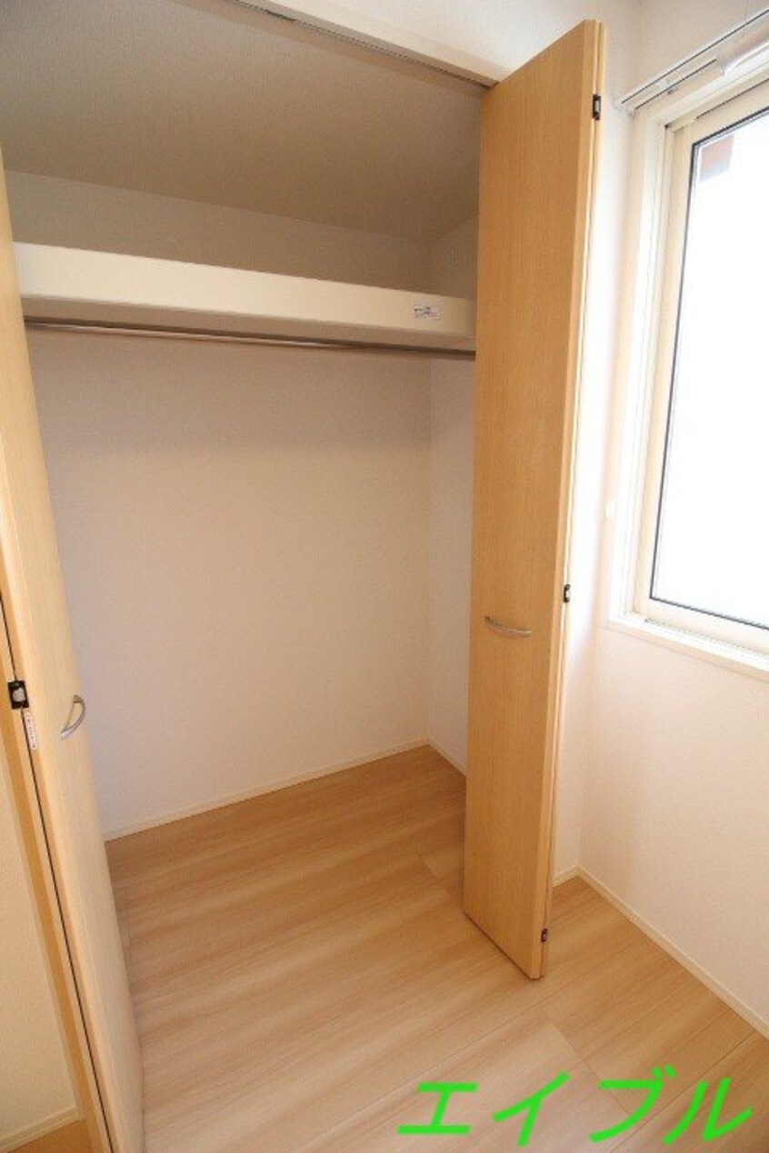  フローレス平田