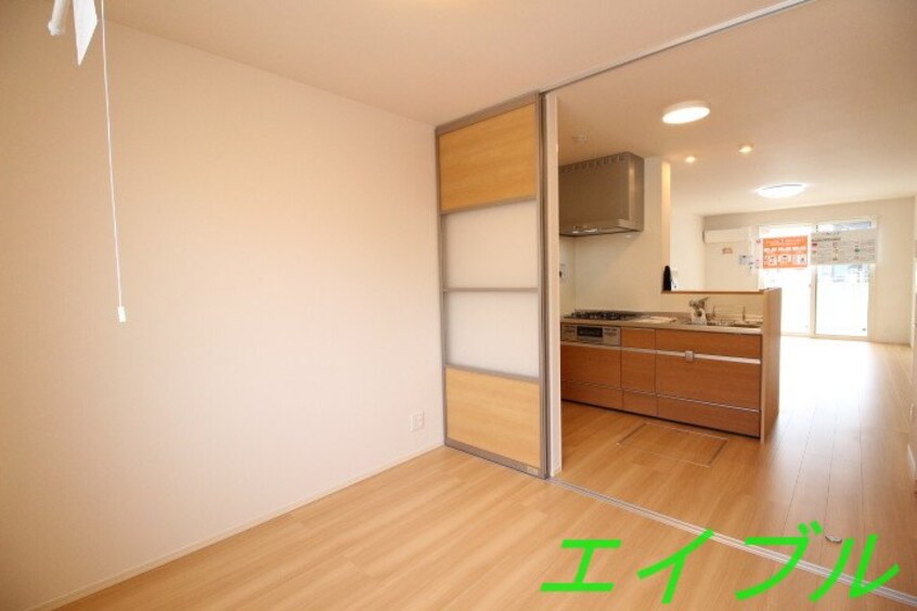  フローレス平田