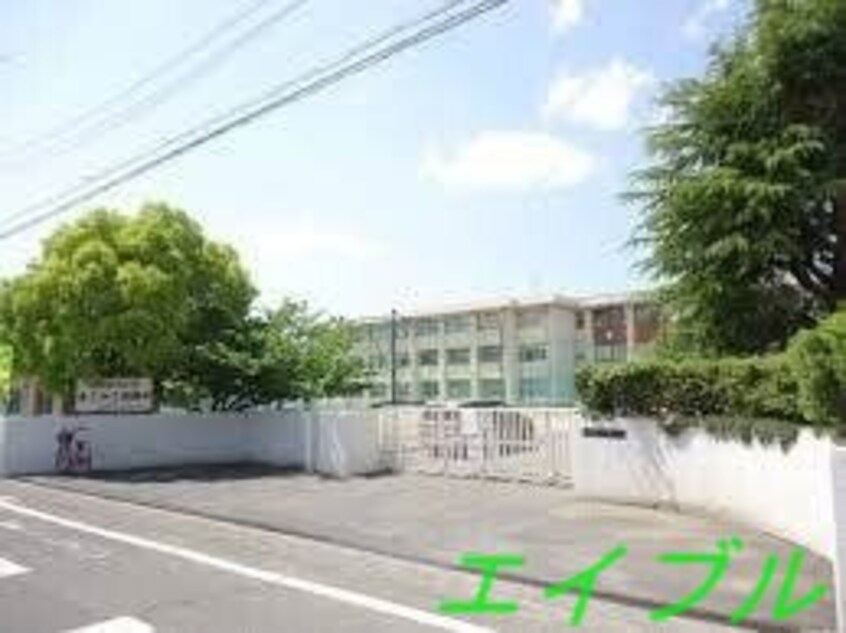 岡山市立吉備中学校(中学校/中等教育学校)まで2477m REGALEST 花尻Ⅲ