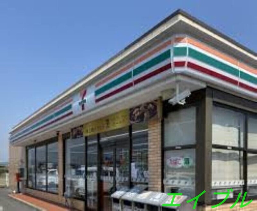 セブンイレブン倉敷連島鶴新田店(コンビニ)まで580m ピオーネ三宅