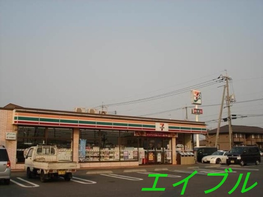 セブンイレブン 倉敷連島中央１丁目店(コンビニ)まで203m ボンヌシャンスISIDA　Ｂ棟