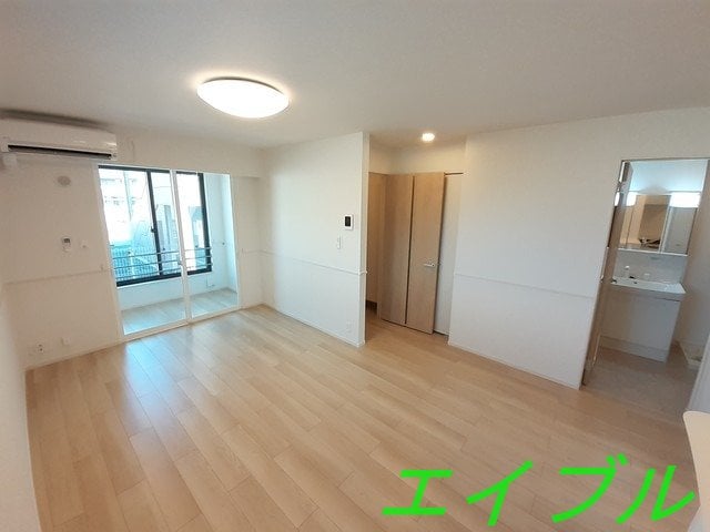  サンリット・セイバリーⅠ