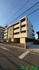 シャーメゾン上中野の外観