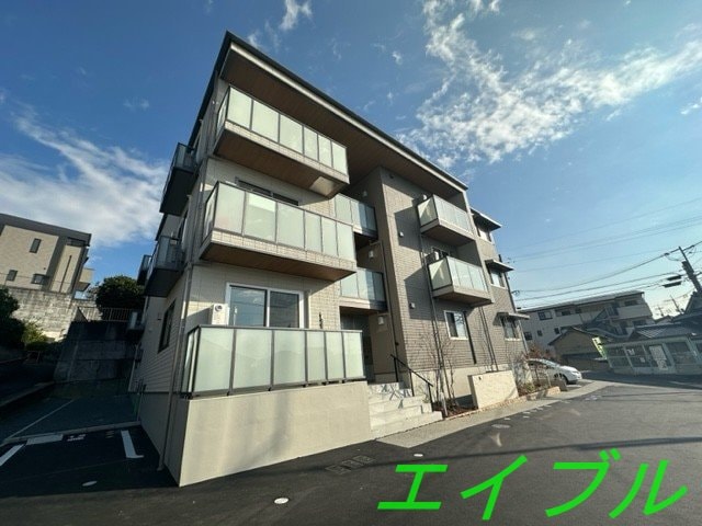  ロイヤルウイング