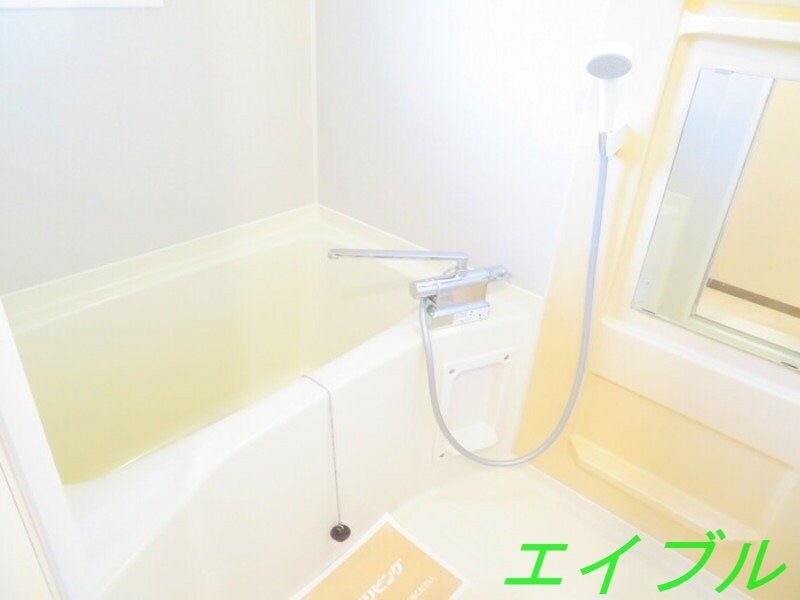  コニファーガーデン　１棟