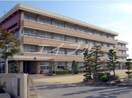 岡山市立平福小学校(小学校)まで563m ミューゼフルールA棟