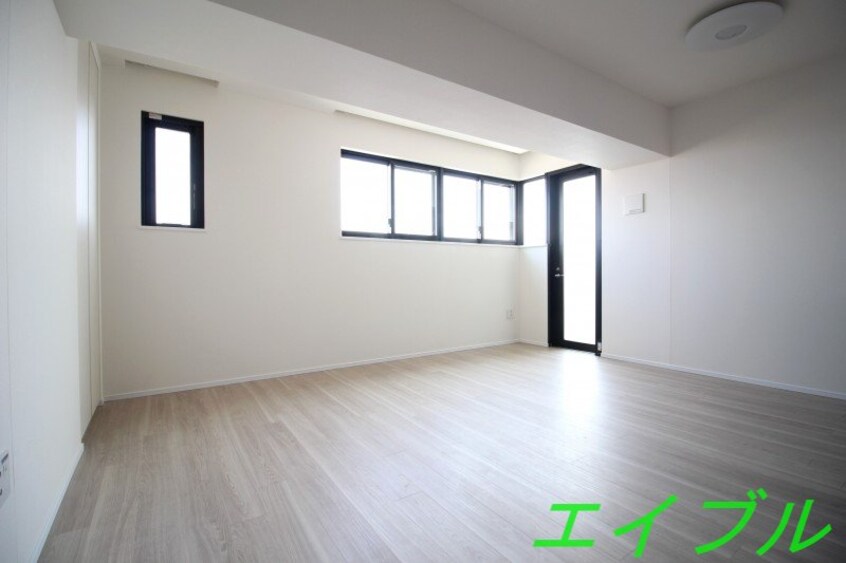  ＬA　ＭＩＡ　ＣＡＳＡ