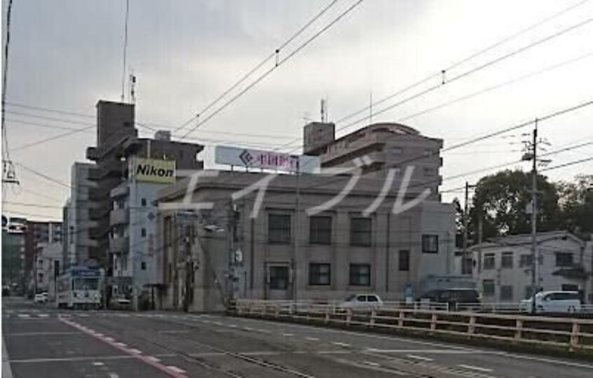ファミリーマート築港新町店(コンビニ)まで531m ニコニコビル