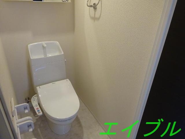 トイレ サクラヒルズ