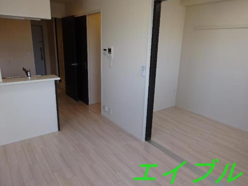 リビング サクラヒルズ