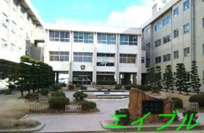 芳泉小学校(小学校)まで1209m アンタレス豊成