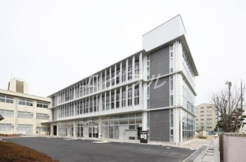 岡山市立西小学校(小学校)まで652m エスコパークヒルズ問屋町