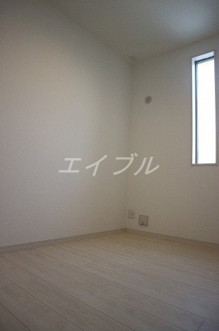  Grandtic  Eternally