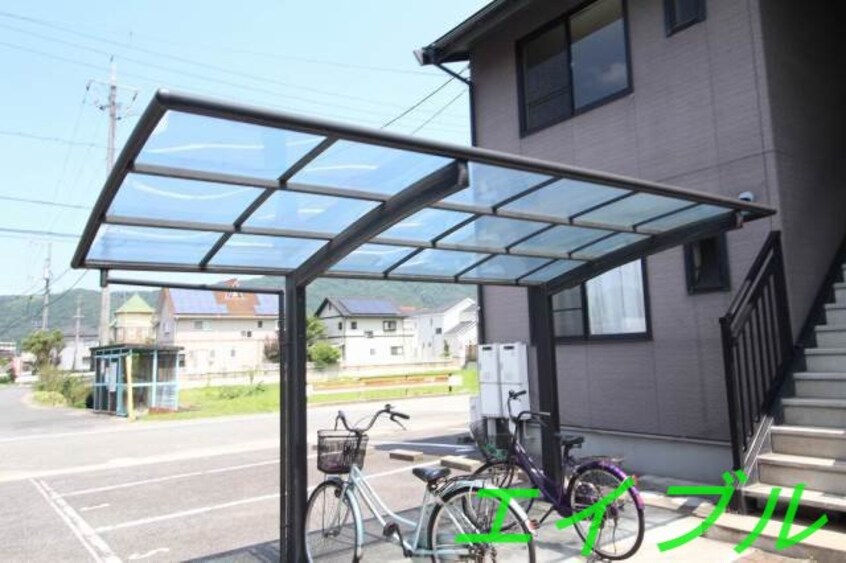  レーベンA棟