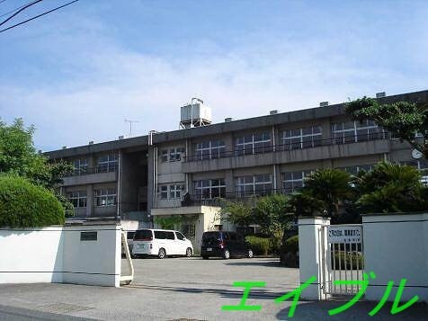 倉敷市立郷内中学校(中学校/中等教育学校)まで618m レーベンA棟