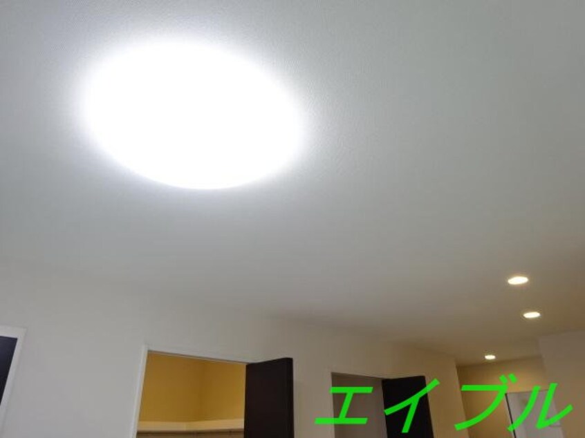 照明（イメージ） グレイシャス