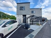 Coco rize　D棟　（ココ　ライズ）