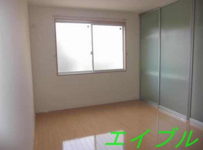  ソレアード　A棟