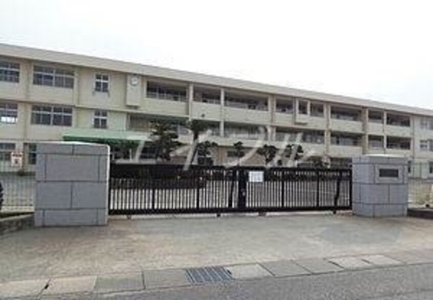 岡山市立福田中学校(中学校/中等教育学校)まで2256m ミルグレース大福　　B