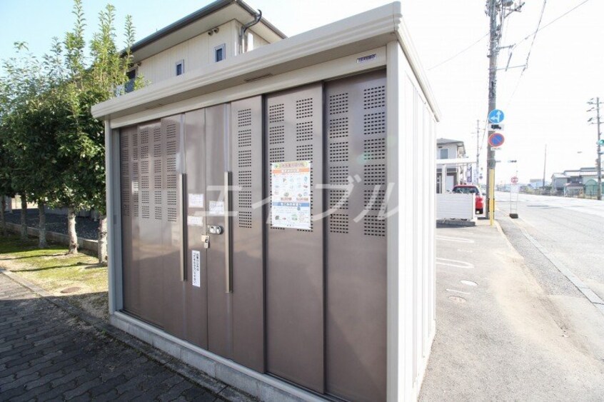  エルメゾン浦田B棟