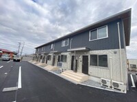 ロイヤルタウン上峰C