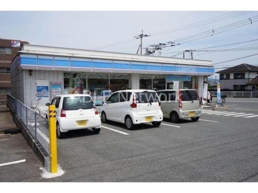 ローソン鳥栖村田町店(コンビニ)まで30m ヴューコスモＢ棟