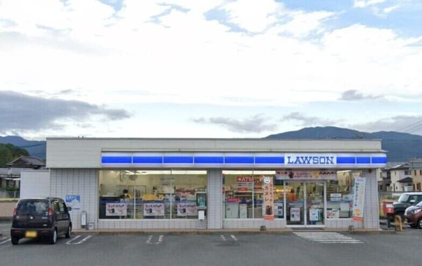 ローソンみやき消防署前(コンビニ)まで677m ヴェル・フォンセみやきC棟