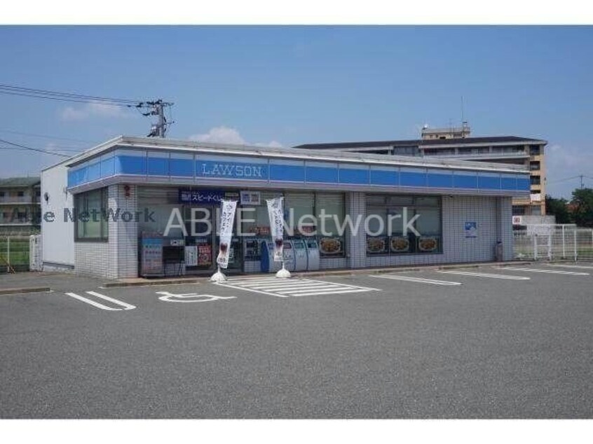 ローソン鳥栖インター店(コンビニ)まで837m 堤ハイツ