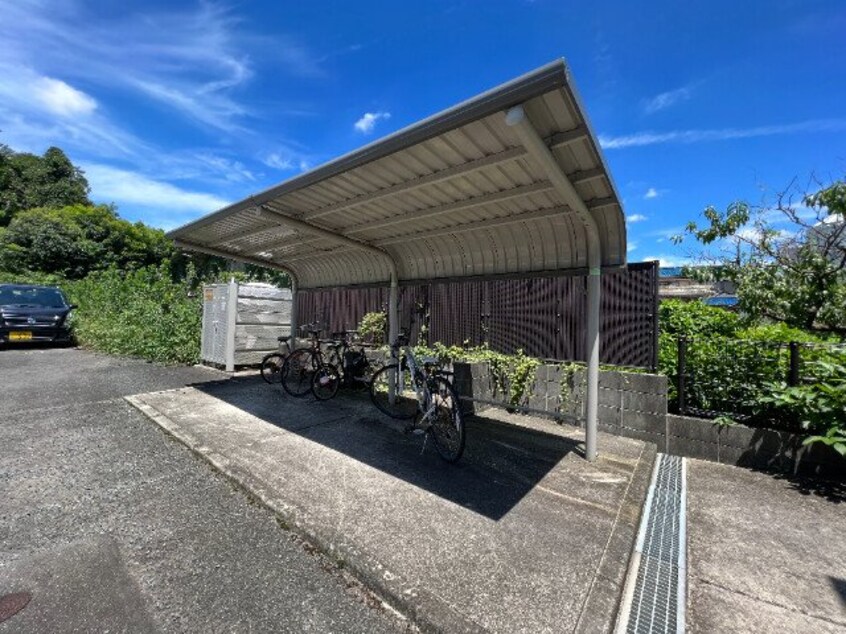 駐輪場 サンライズⅡ番館