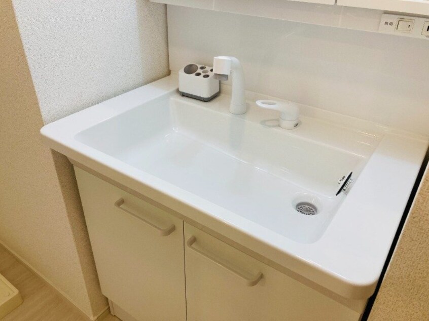  マカニ　レア　A