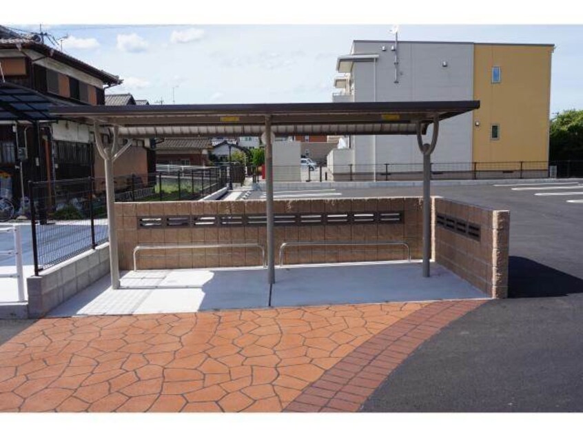 駐輪場 プリムローズ桜