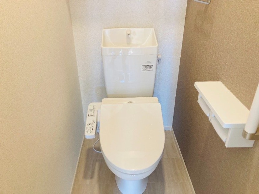  マカニ　レア　B