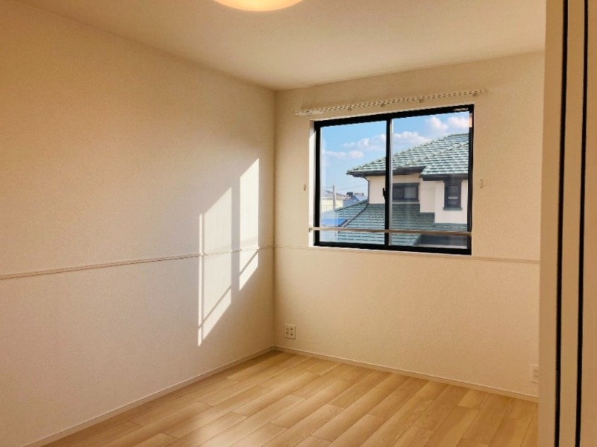  マカニ　レア　B