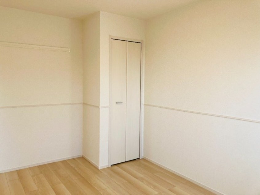  マカニ　レア　B