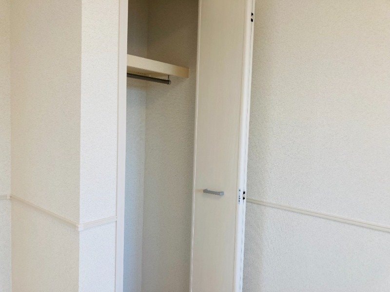  マカニ　レア　B