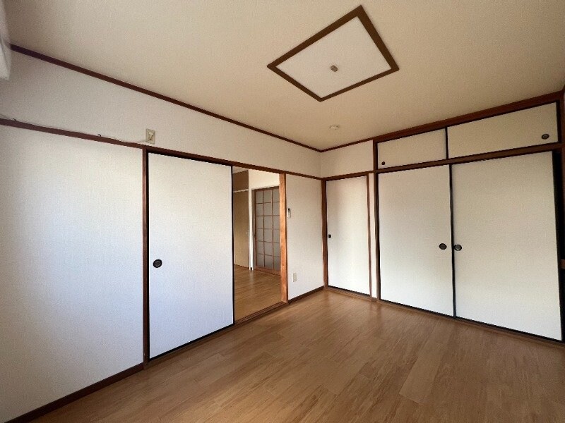  ラフィーネ原田