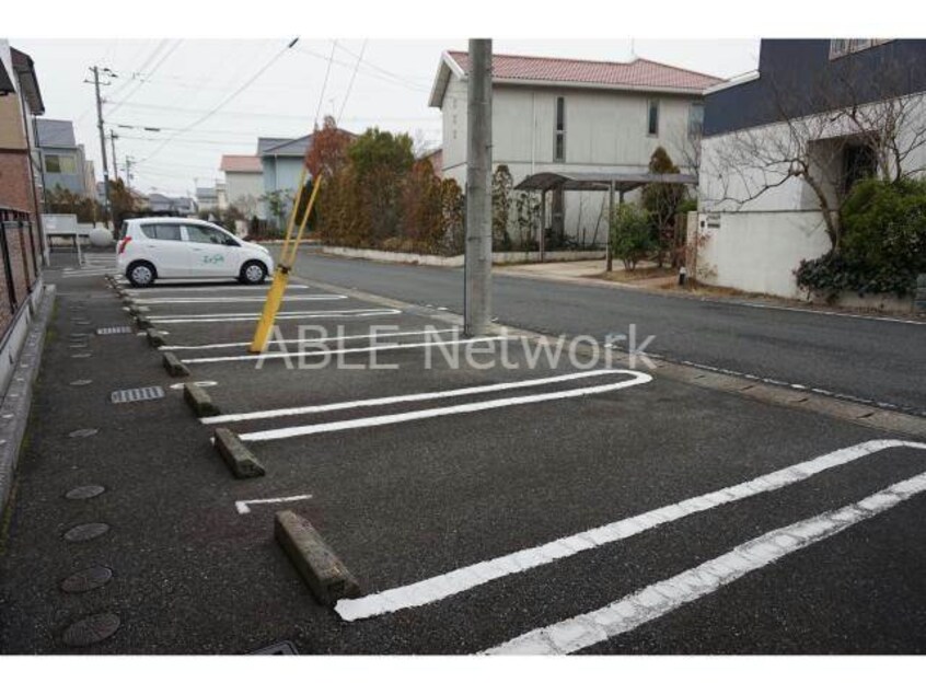 駐車場 シャルマンヒロ弐番館