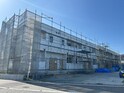 建築中