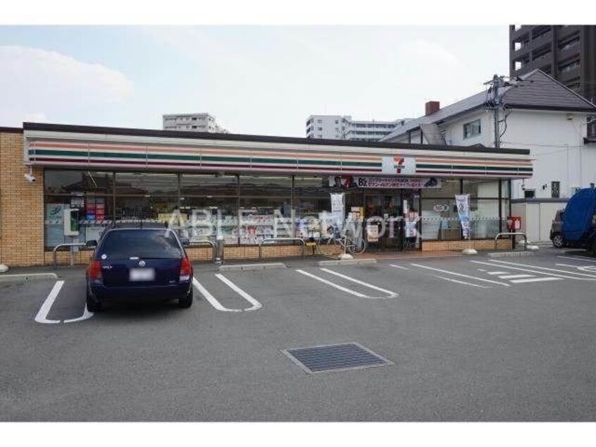 セブンイレブン鳥栖大正町店(コンビニ)まで372m 本町ハイツ