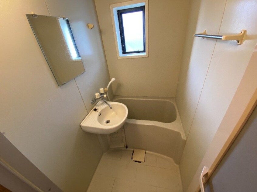 ※別号室参考写真 CCR34