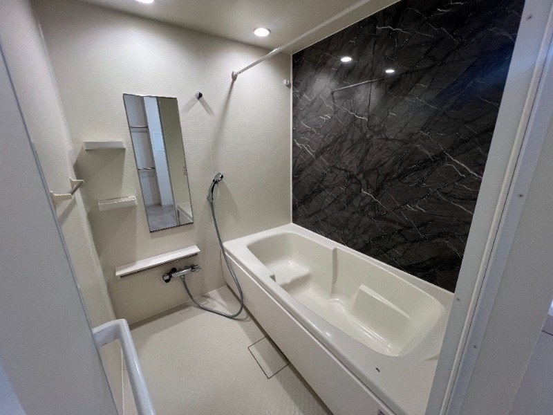  モデルノ アルバ