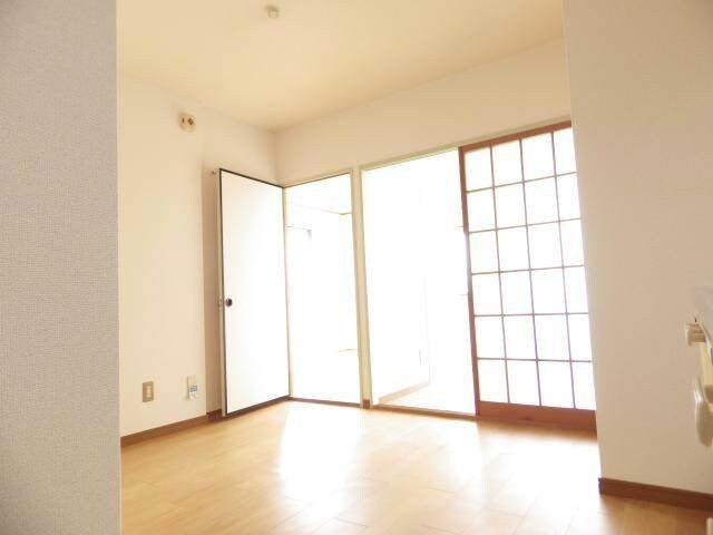 ※別号室 ファミール三臣