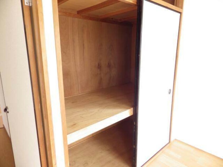 ※別号室 ファミール三臣